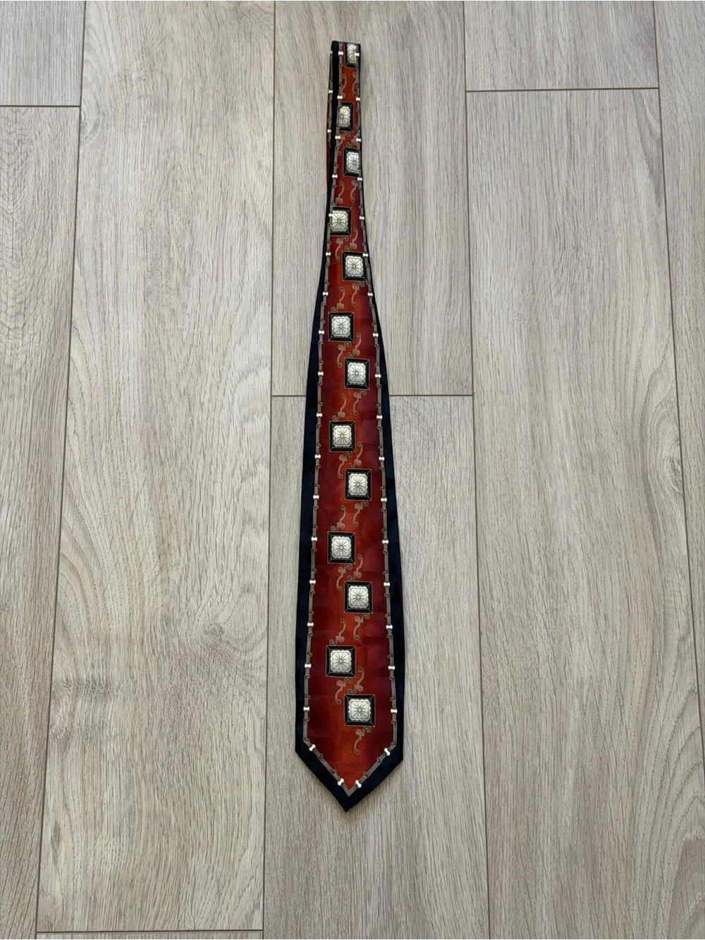 Classic Red Geometric Pattern Men's Tie Vintage
